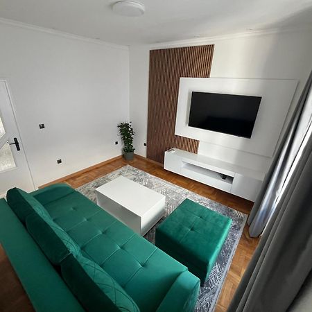 Sarajevo Luxury Apartment - 50 M From Old Sarajevo Clock Tower المظهر الخارجي الصورة